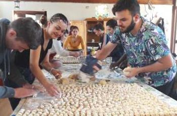 There are not two equal journeys that face the same path: act of resilience